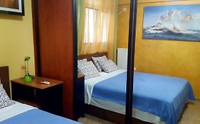 Quiet Apartment In Plaka